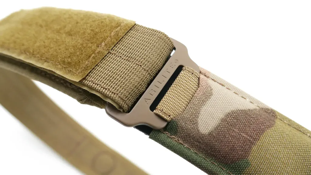 magnetix-battle-belt-multicam-buckle.webp